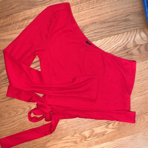 Bundle = Four Tops + Jeans = Great Value! - Picture 2 of 16